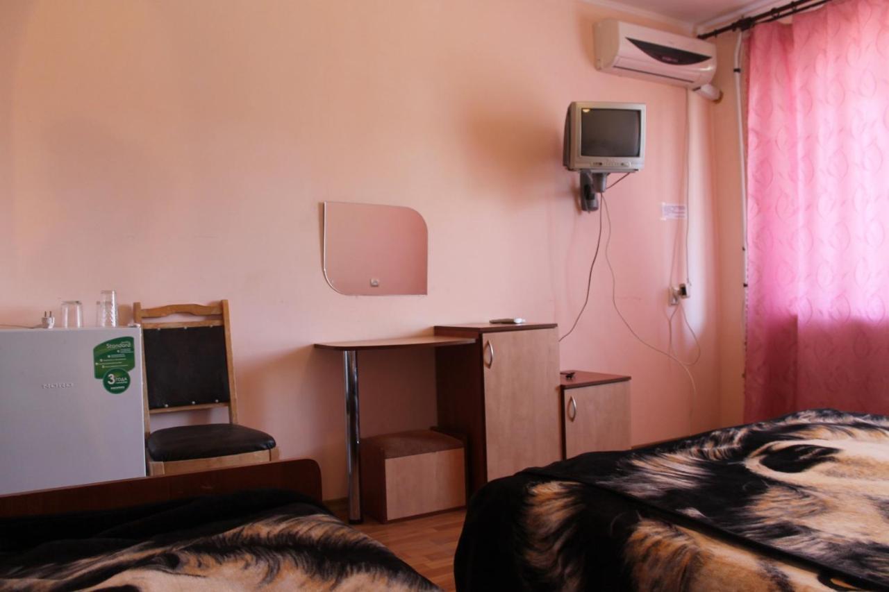Kometa-2 Hotel Kobleve Habitación foto