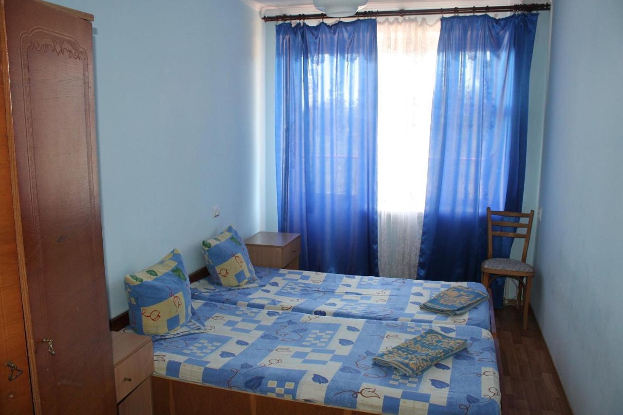 Kometa-2 Hotel Kobleve Habitación foto