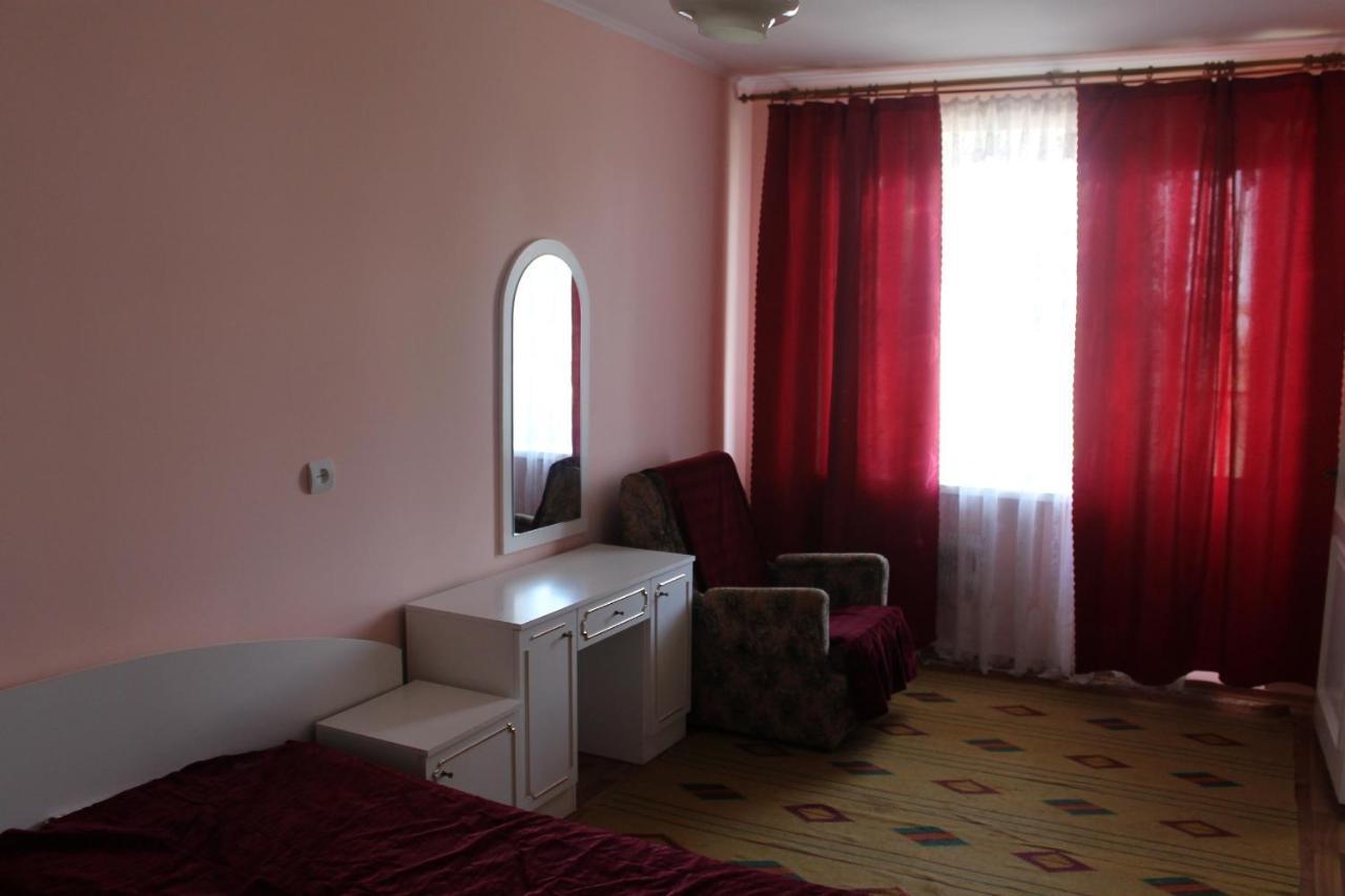 Kometa-2 Hotel Kobleve Habitación foto