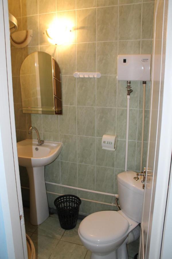 Kometa-2 Hotel Kobleve Habitación foto